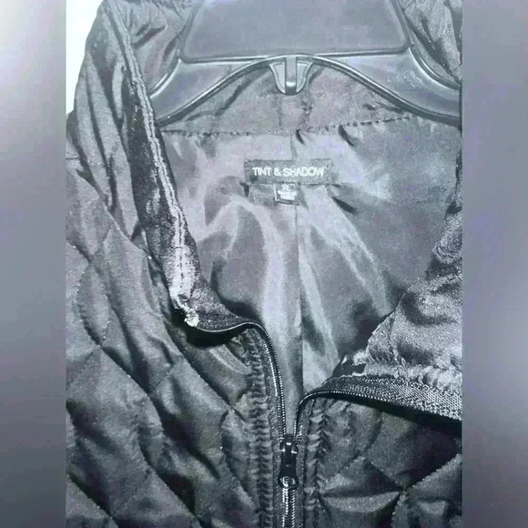 Quilted Vest XL - Picture 2 of 4